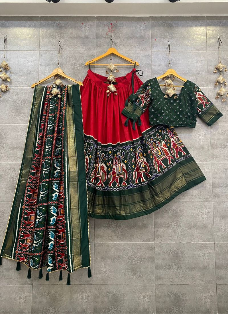 Foil printed Pasmina Silk Chaniya-Choli in Red
