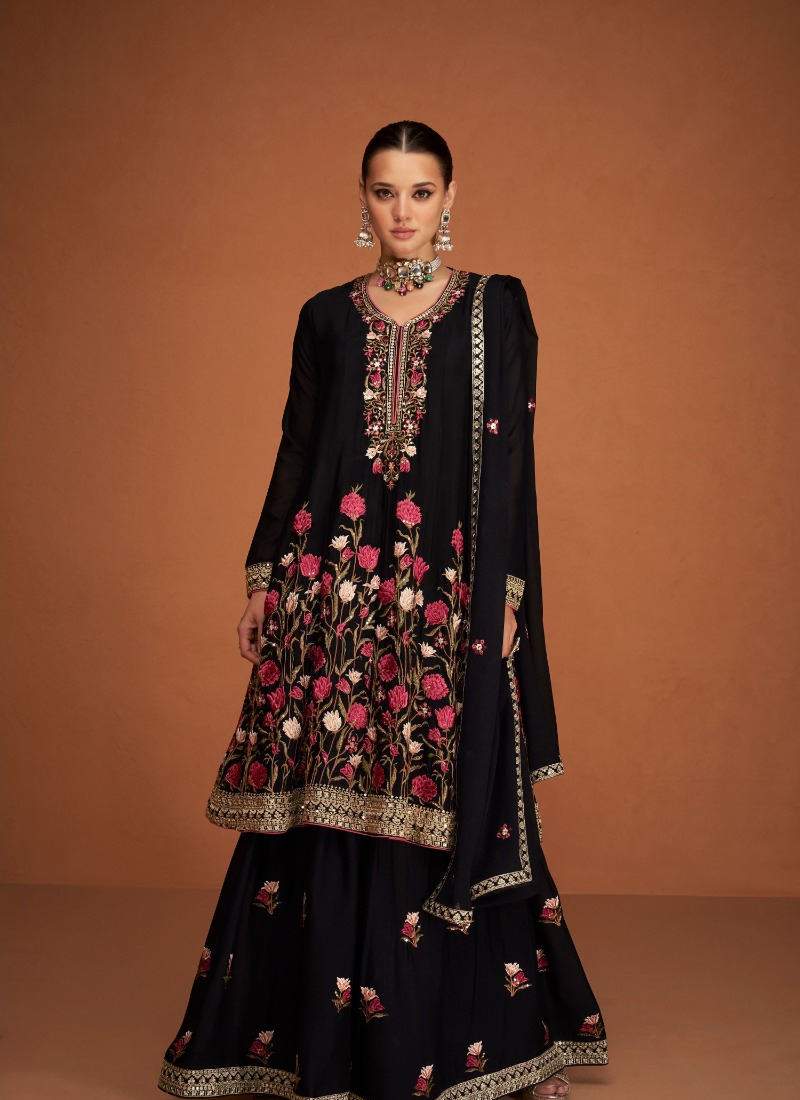 Embroidered Chinon Silk Straight Suit Set In Black