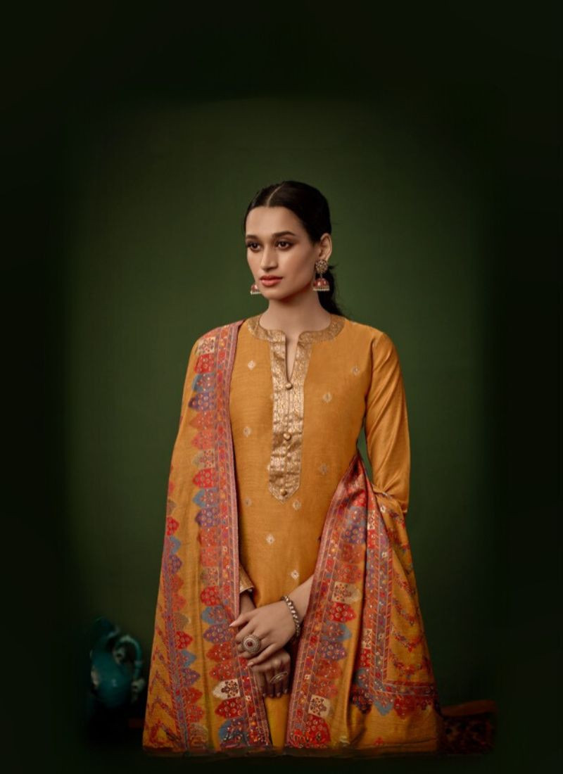 Jacquard Silk Suit Set in Yellow